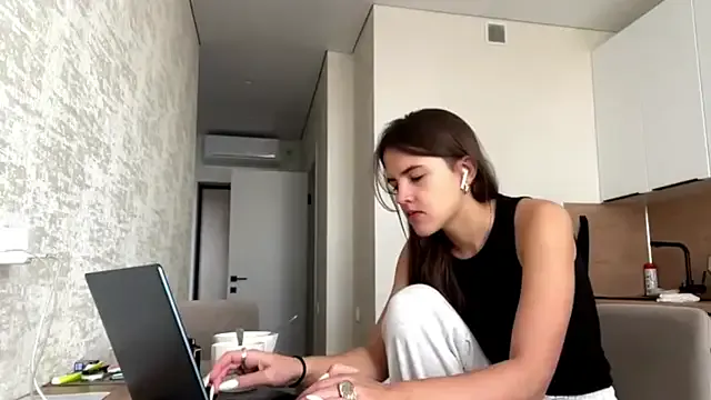 FavorLeila — a lot of kisses for u