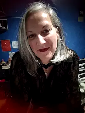 Feelineducentre — Me mettre nue et me masturber