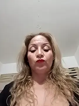 Fenix_528 — Flash get naked