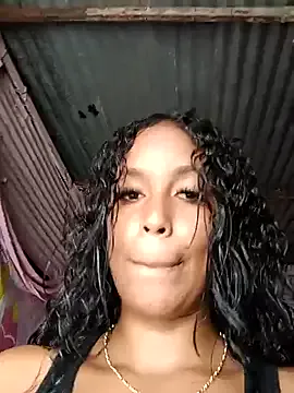 Fernanda30 — Tetas afuera