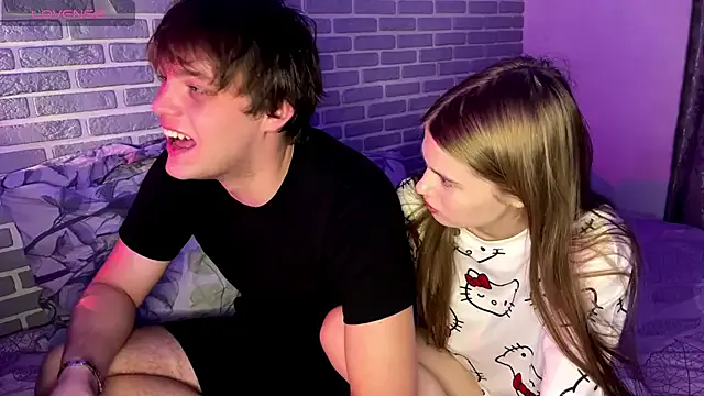 fetchingcouplee —  Deep Kissing & Touch