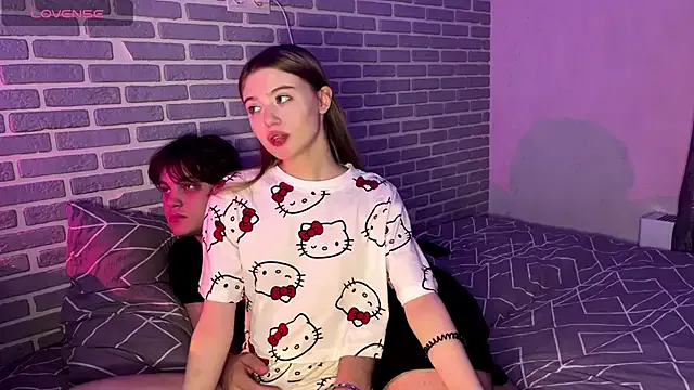 fetchingcouplee —  Deep Kissing & Touch
