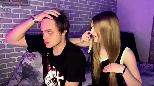 fetchingcouplee — show boobs