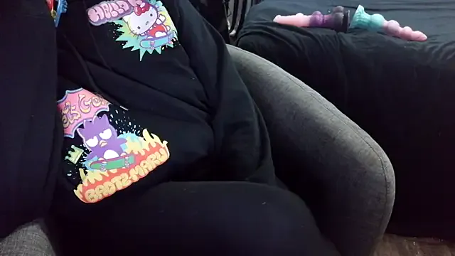 fetishslut4u — 169 finger pussy/600 monster dildo ass
