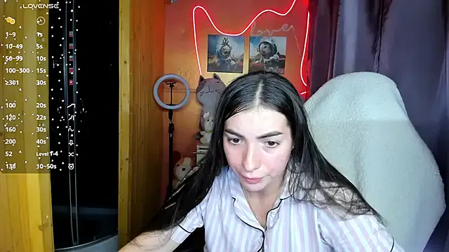 Fiery_Brunette_ — ass slapping 2 min