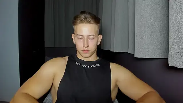 Findom_alpha — Show dick in public