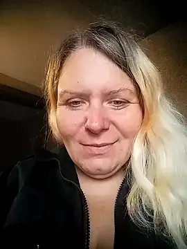 Fiona696 — 20