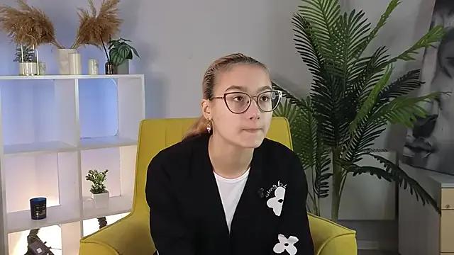 StripChat FloraQuince is Freechat FloraQuince — miss me honey?
