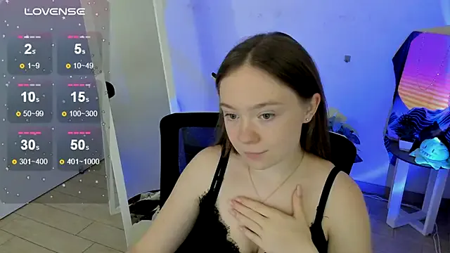 Florence_meow — show naked sexy boobs)