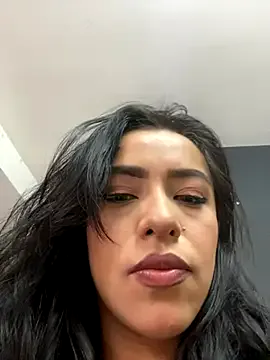 foxxy_nasty — Play with tits