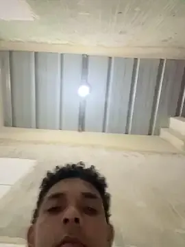 FromVnz — Chorro de Leche y Privado