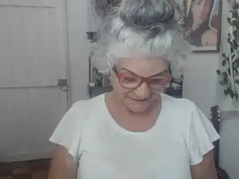 FunnyGrandma — Freechat on StripChat