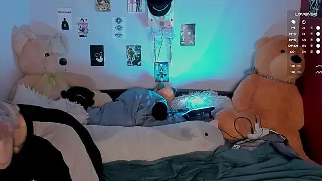 StripChat g4tito is Freechat g4tito — Show feet: 20