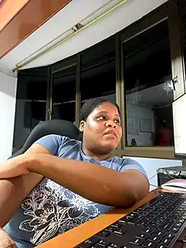 gabrielabrunette69 — Suck Dildo