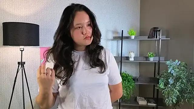 GaleScontras — bite your lip