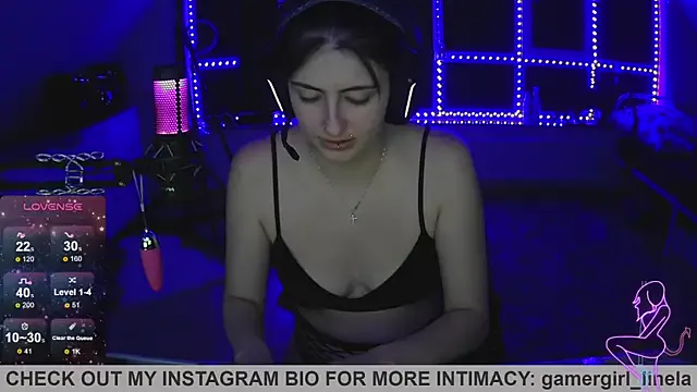 Gamergirl-Linela — LT Gets Nude Boobs + Ass Video