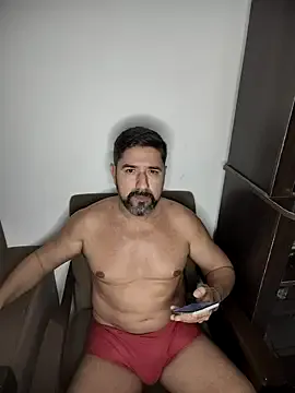 Gatoo_rj — 10 minutos de punheta at gozar