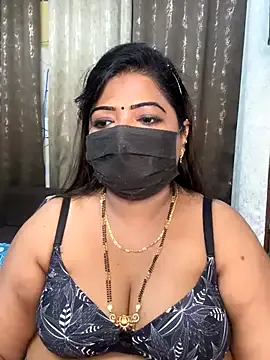 GEET-LOVE — OILY ASS