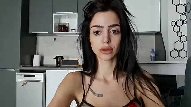gglingeriee — 150tkns = 1 hour lesbian/couple porn
