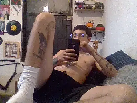 Gibbzmx — Plug  cum  show party
