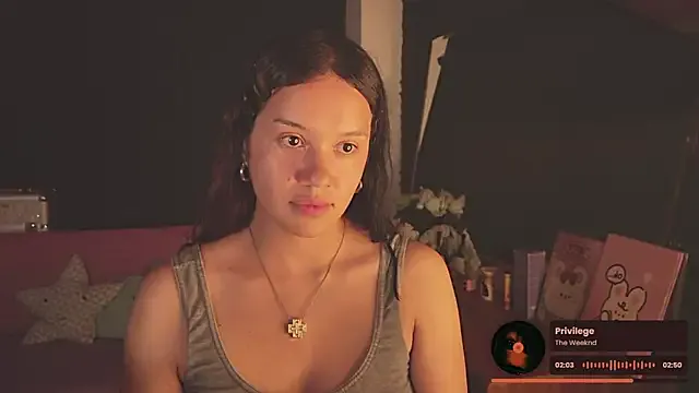 gigifontaine__ — Show off my silky nylons