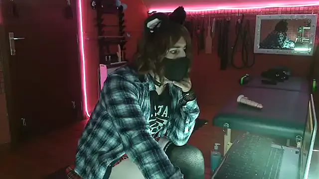 Ginny-the-bdsm-nympho — Handsfree sissygasm