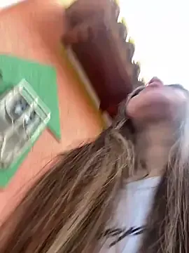 girl-anni — Fingers in my ass 