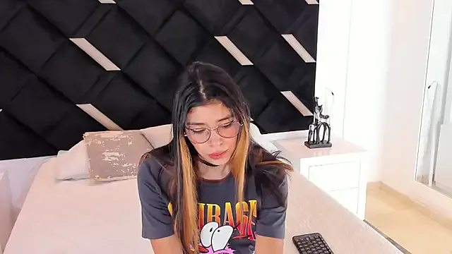 Girl_Cherry — fuck me fast pussy make me cream