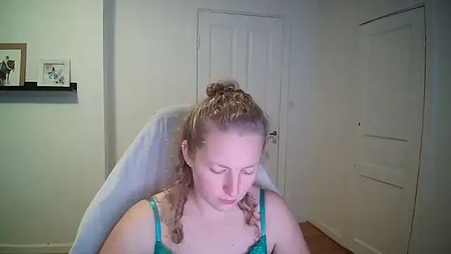 Girlnina-1995 — nipple play