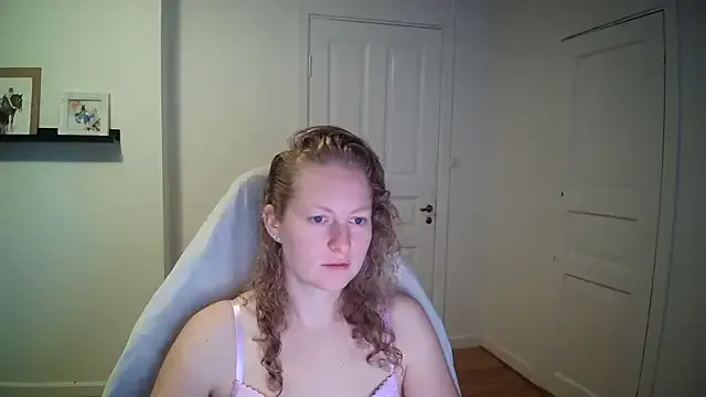 Girlnina-1995 — nipple play
