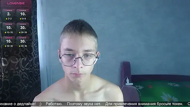 glasses_cat —  Cum show