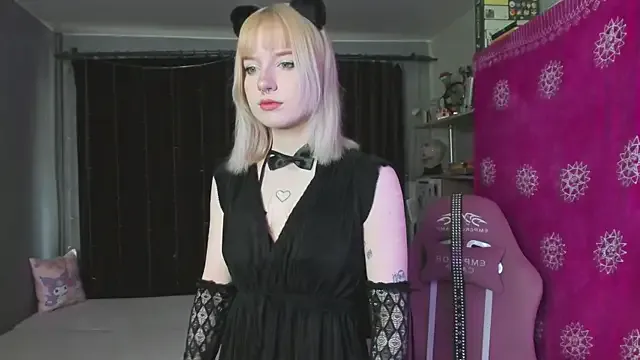 godlikegirlyy — tease top up to the belly, stroke it