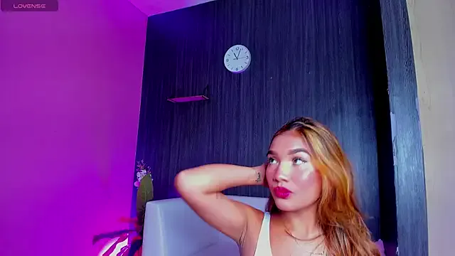 Good_sluts — HARDER FISTING IN HER PUSSY VERY DEEP