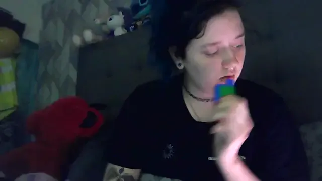 Gothbaby058 — play with tits and spit :*