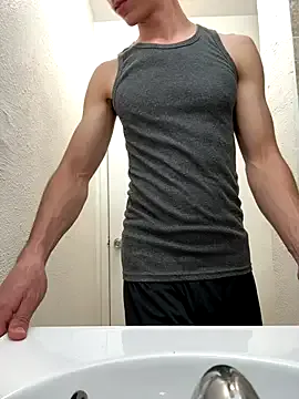 gymratforyouu — Take off my shirt