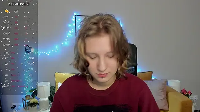 Hailey_Foxy — show boobs 10 min