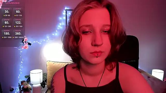 Hailey_Foxy — spank pussy by dildo