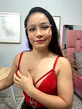 Hannah_martinez01 — Two fingers in my ass