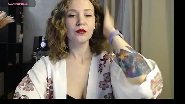 harpermoss — make me wet with my toy inside