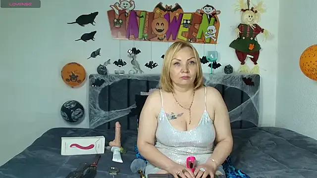 Helen_Stepmon — Get naked and oil