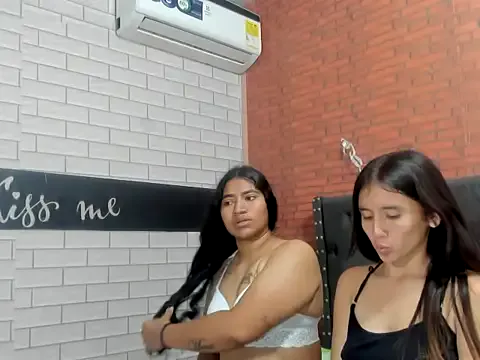 hellosexx25 — dildo in the ass