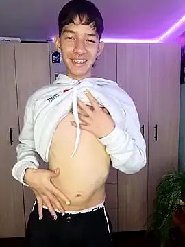 heyy_noah11 — Show naked Noah 