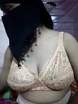 hezabi_queen07 — Show my Boobs in  Public
