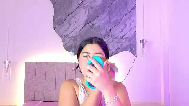 HILL_RACHEL — masturbate with fingers