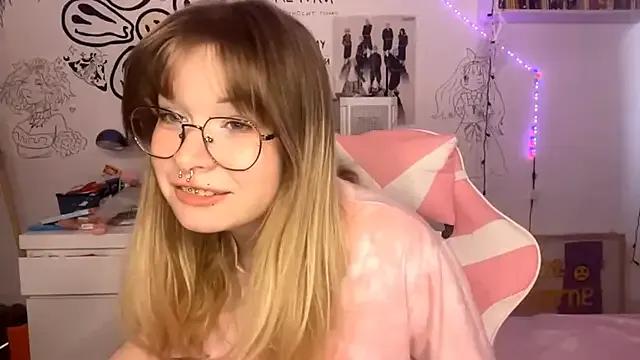 Hokylopet_Razor — mash my boobs under top