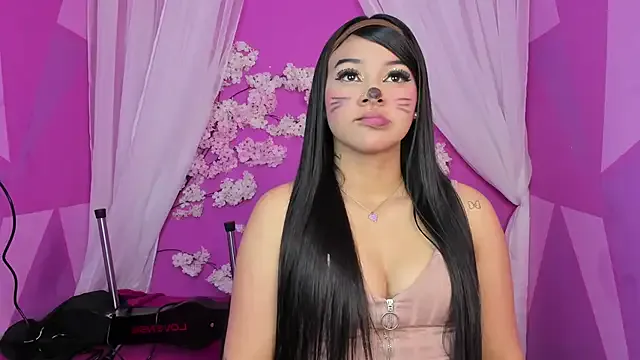 Holly_Bms — show bobys + oil