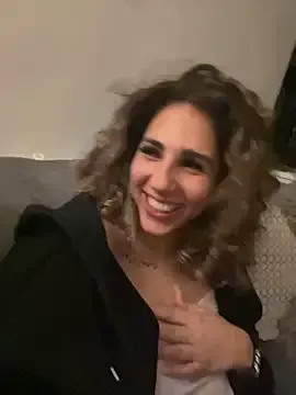 HoneyHolls — Flash boobs 