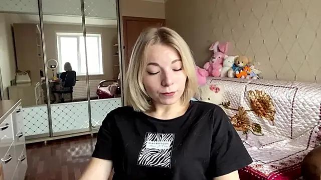 HoppedArea — make a cute face