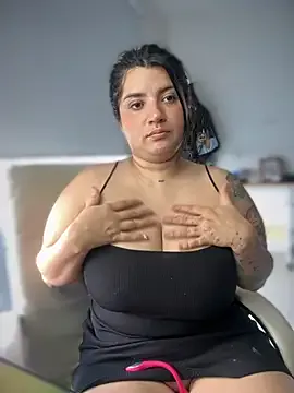 horny_roomiess — big squirt