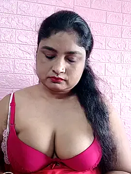 hornyriyanka — Freechat on StripChat